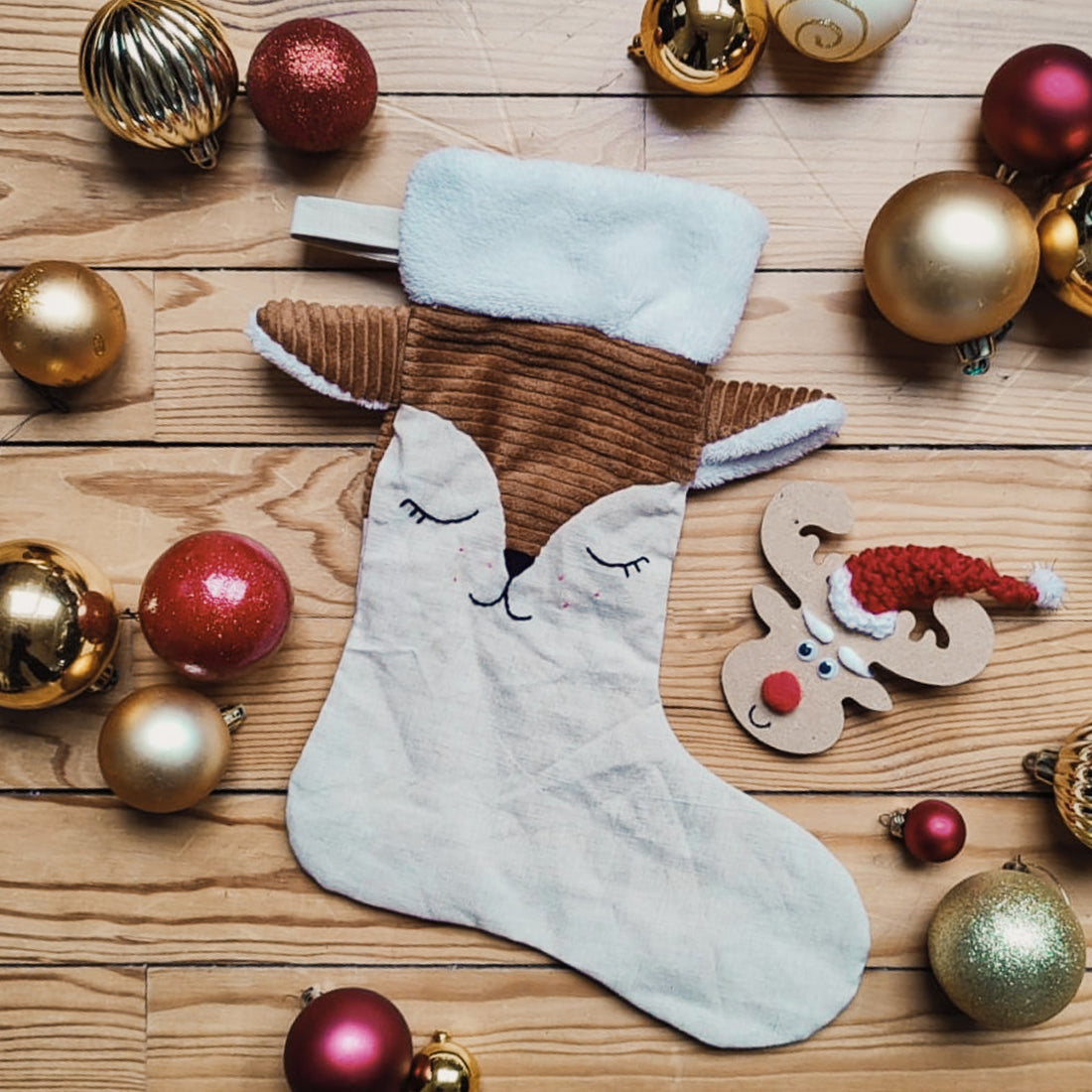 Pour un Noël créatif : Chaussette et déco de Noël à créer ensemble !