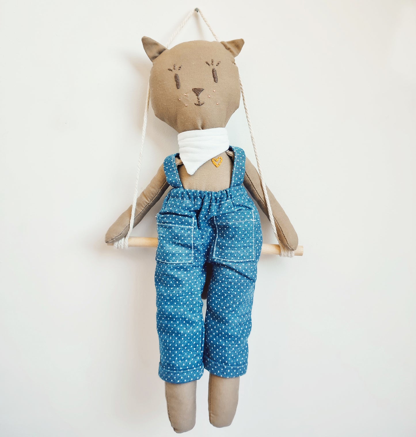 La suspension SACHA le Chat